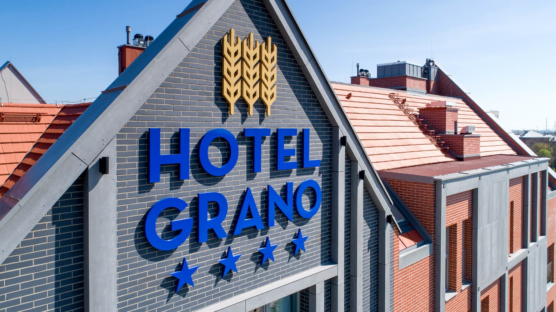hotel-granite-letter-led letters-lighting-background-elevation